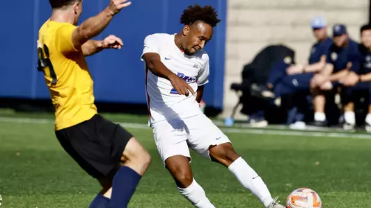 Ryan Thomas sends a through-ball.