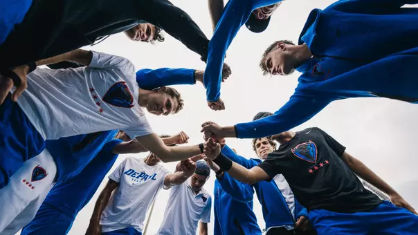 MTEN team huddle