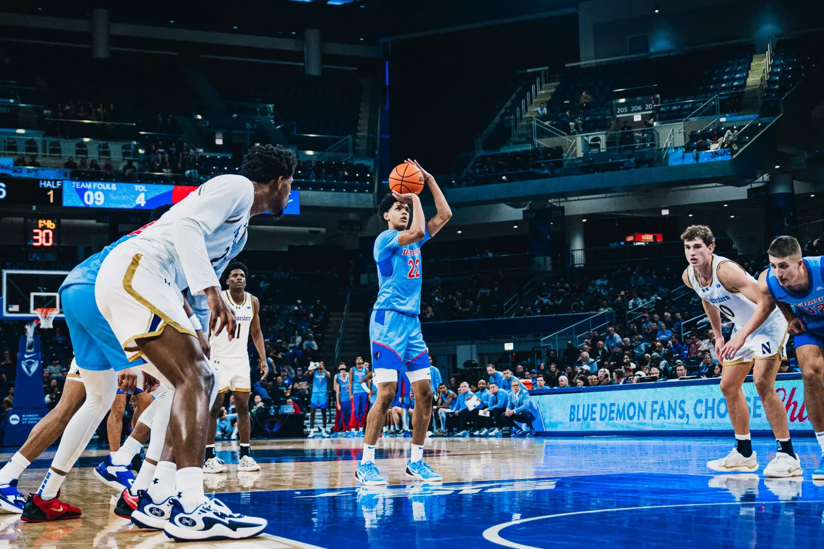Kruz McClure shooting free throw