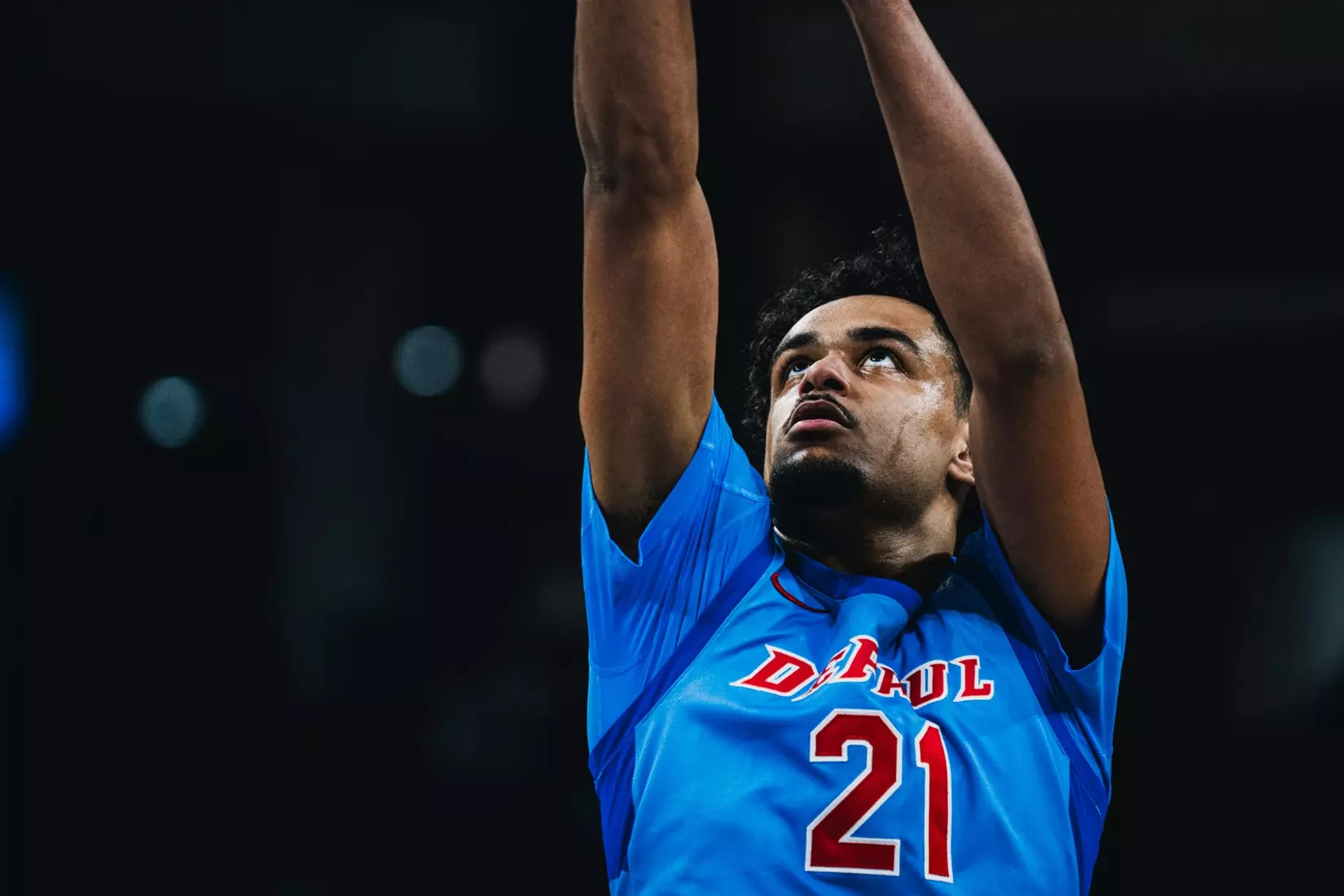 Theo Pierre-Justin close up shooting