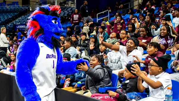 DePaul's DIBS greets Chicagoland children in annual FTD