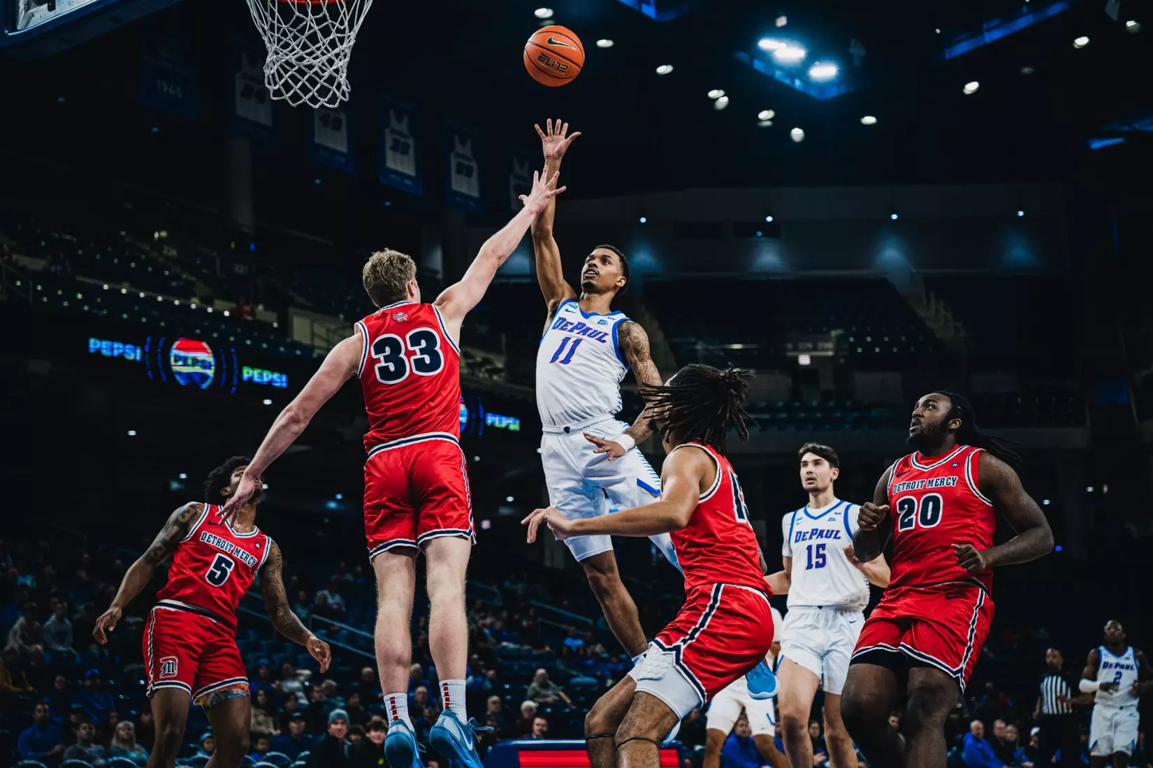 CJ Gunn with the 2-point jumper.