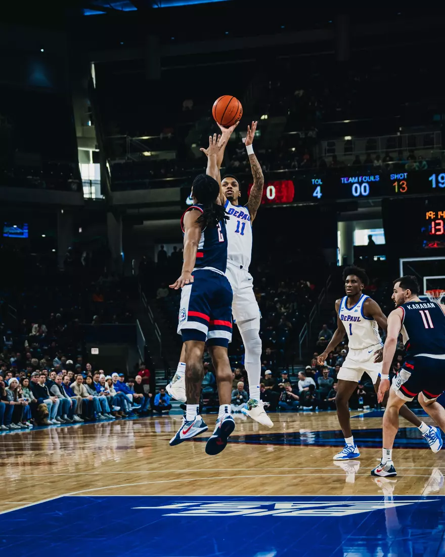 Senior CJ Gunn raises up for a tough shot.