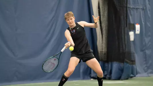 Hannah Smith strikes the ball