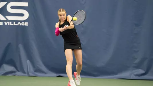 Eleanor Cochran backhand