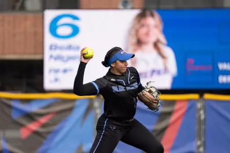 Bibi Rodriguez makes throw