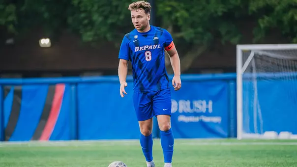 Callum Watts prepares to shoot the ball