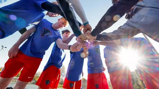 MTEN huddle