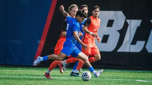 Goalscorer Noeh Hernandez looks to fire a shot against Bowling Green.
