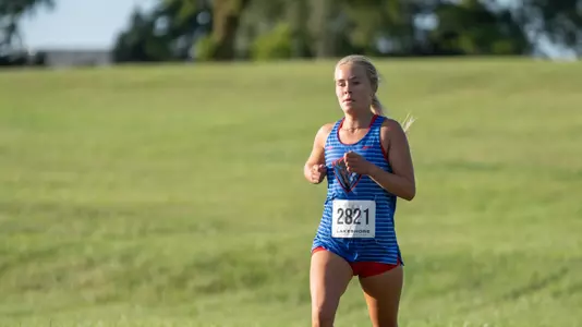 Tessa Roe running