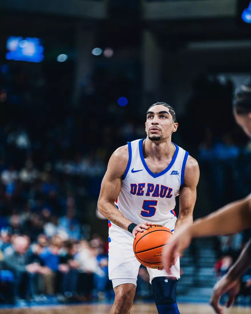 RJ Smith prepping for a free throw.