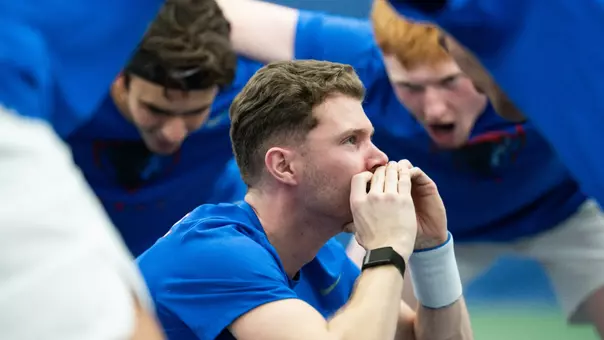 Sven Moser leads huddle