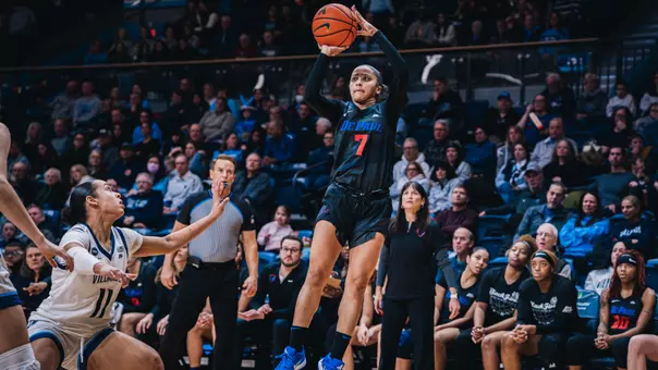 Devin Hagemann shoots from the midrange