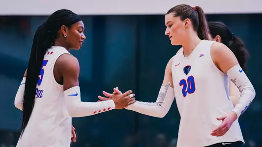 Jade Dudley-Epps, Kendall Timme handshake