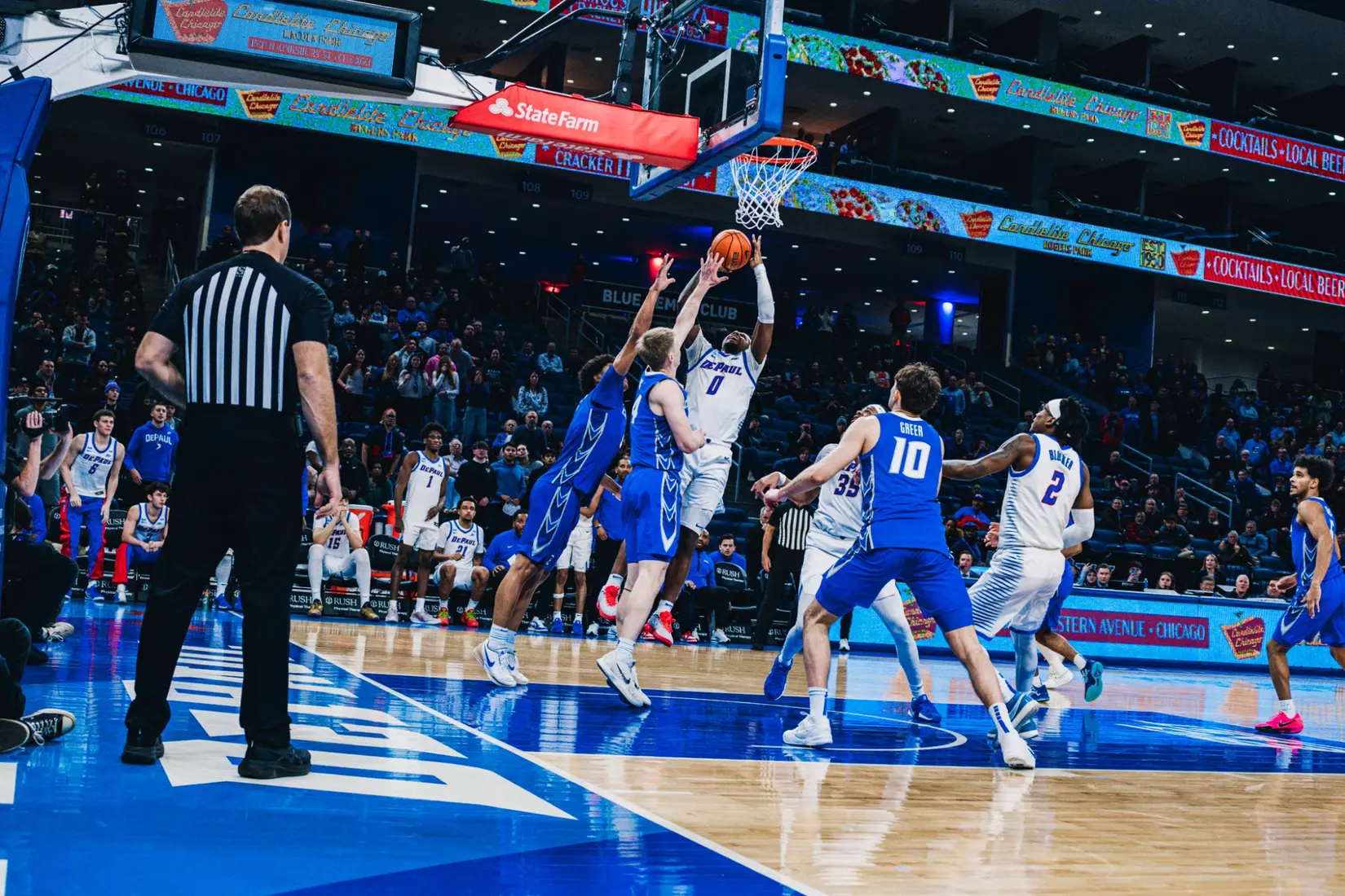 Guard Brandon Maclin hits a layup off the glass for the go-ahead bucket with 7.0 seconds to go!