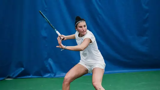 Roberta Sechi hits a forehand