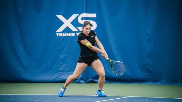 Sasha Stula backhand