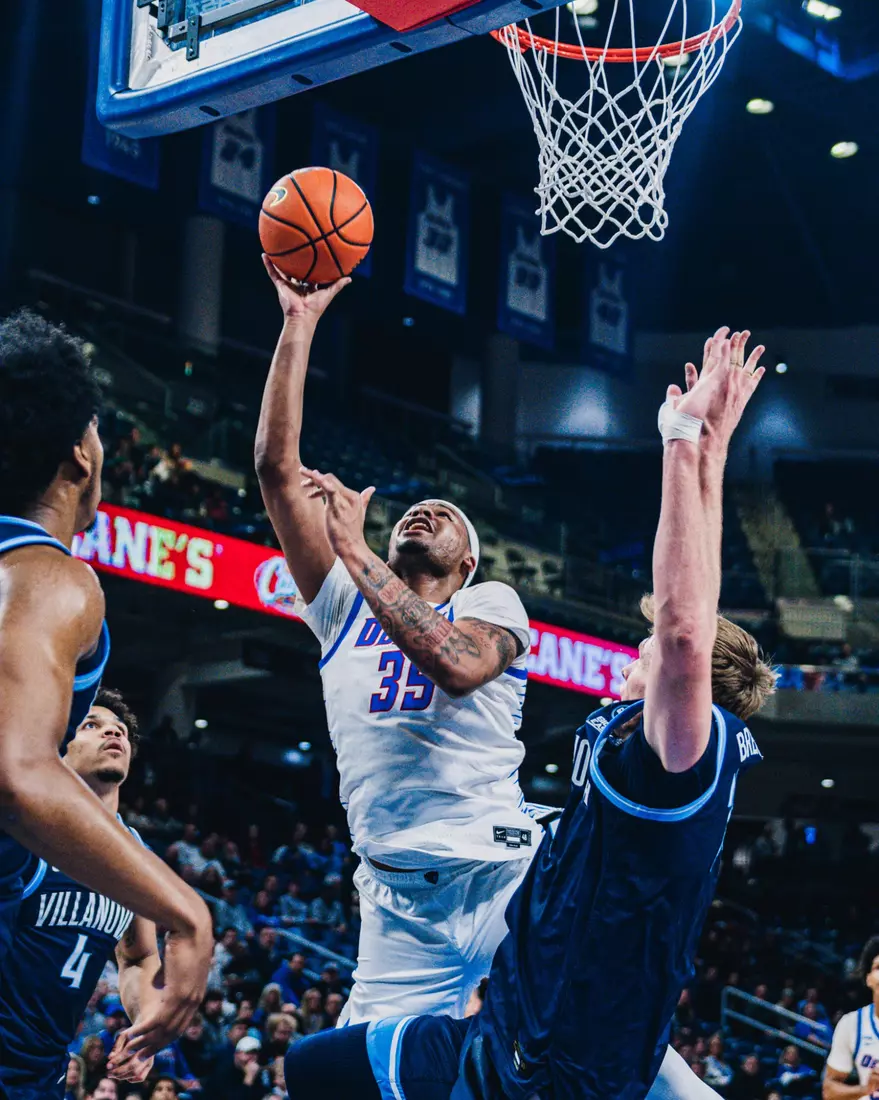 NJ Benson finishes in traffic.