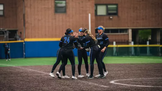 DePaul Softball meets at the mound
