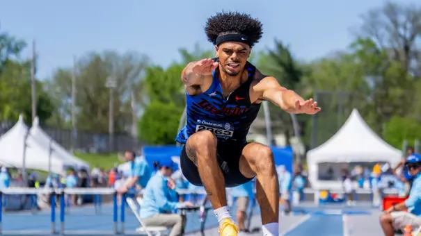 Isaiah Hopf triple jump