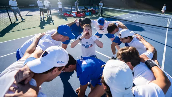 MTEN team huddle