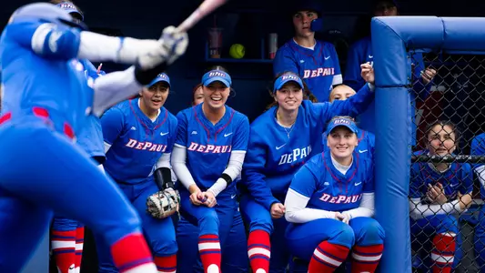 Bibianna Rodriguez, Kelly Greene, Camryn Eckhart in the dugout