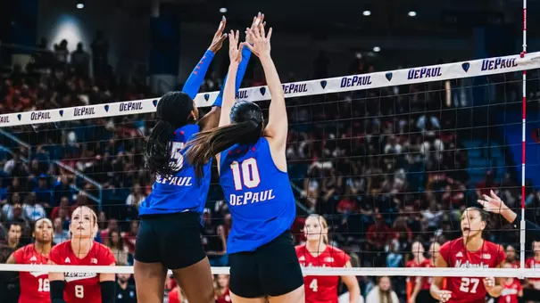 Jade Dudley-Epps and Leonor Polezzi block