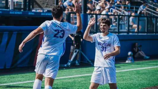 Jayden Waski high-fives Luca Iaccino