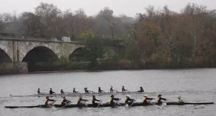 Varsity Eight Advances to Knecht Cup Finals Image
