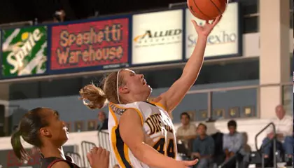 Dragons Pull Out an Overtime Thriller at Siena, 69-66 Image