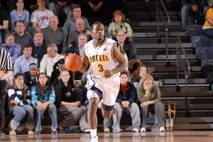 Men's Basketball Falls at Old Dominion Image