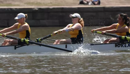 Women's Varsity Eight Places Fifth at Navy Day Regatta Image