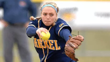 Dragons Sweep UMES In Softball Doubleheader Image