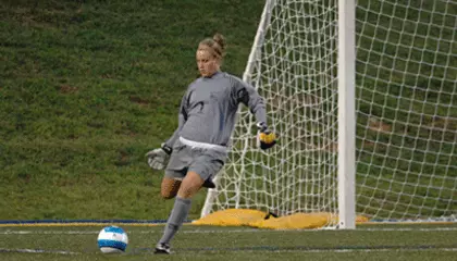 Women's Soccer Ends Season with 1-0 Loss at Delaware Image