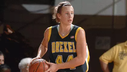 Dragons Rally For Eighth Straight Win, 71-66, Over Northeastern Image