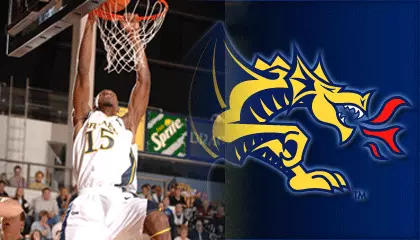 Hofstra Defeats Men's Basketball at the DAC, 67-58 Image
