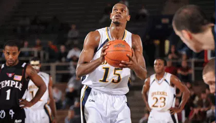 Dragons Struggle From the Line in 67-63 Loss to Delaware Image