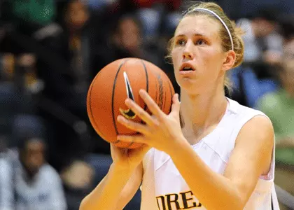 Spiders' Second-Half Surge Downs Dragons, 73-60 Image