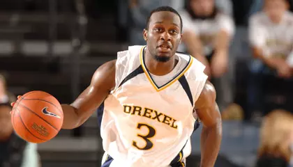 Dragons Fall Short Against George Mason, 75-65 Image