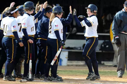 Dragons Close Out Perfect Week With 4-1 Win Over Marist at Capital City Classic Image