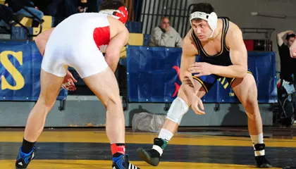 Oplinger Continues Run with Second Round Win at NCAA Championships Image