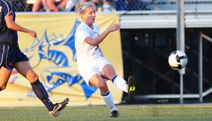 Women's Soccer Falls to Mount St. Mary's, 3-2 Image