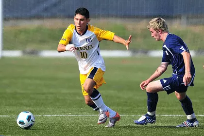 Men's Soccer Looks to Carry Momentum to Towson on Sunday Image