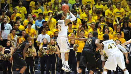 VCU Defeats Drexel, 62-60, in CAA Quarterfinals on a Buzzer Beater Image