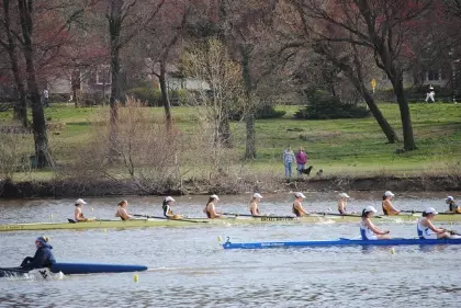 Women Crew cooper river