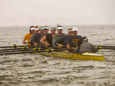 Women's Varsity 8 Rumson
