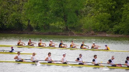 Men's Rowing Dad Vail 2021