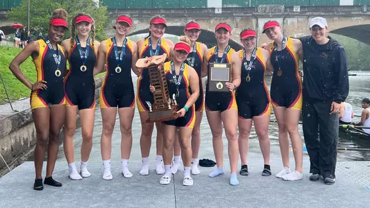 Womens Novice8 22 Dad Vail