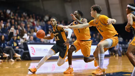 Justin Moore vs La Salle