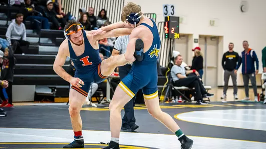 165# Semifinal - Danny Braunagel (Illinois) 3-1 won by major decision over Cody Walsh (Drexel) 2-2 (MD 10-2)